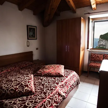Aurora Hotel 2*